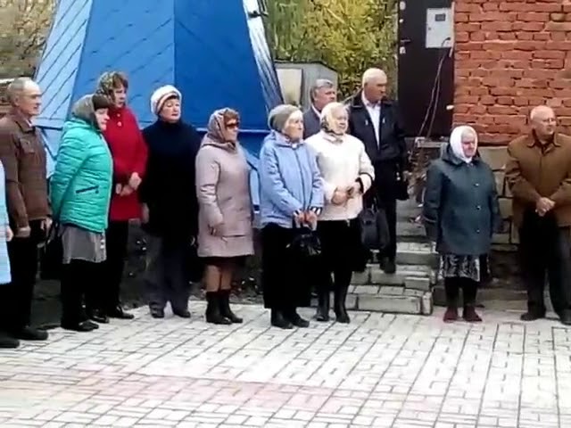 Освящение колоколов и установка купола на новой церкви в Утяшкине