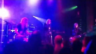 Saxon - This Town Rocks