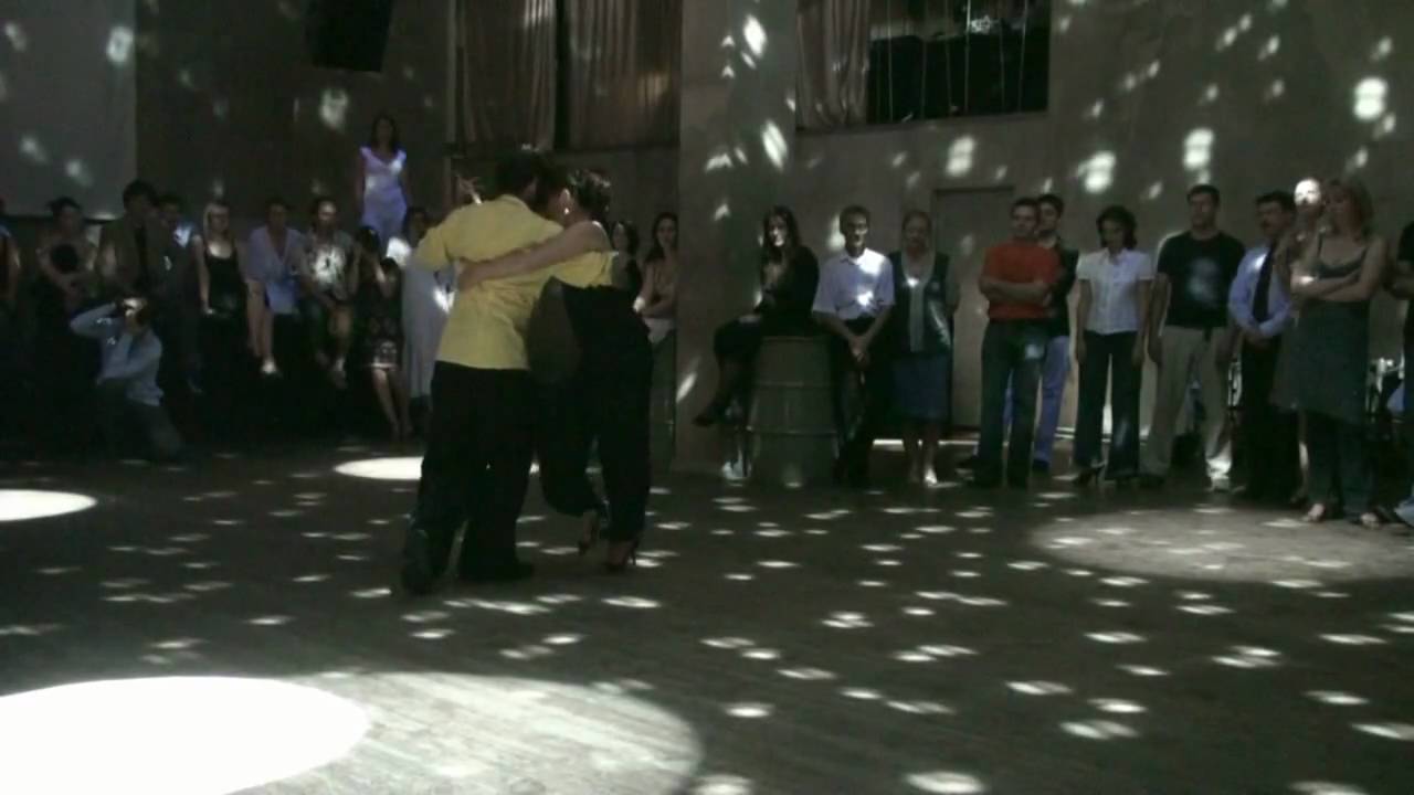 Valentina Ustinova & Mikael Watson / Mercedes Sosa  Maria Va