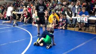 preview picture of video 'Alex wrestling@ St croix falls. #2'