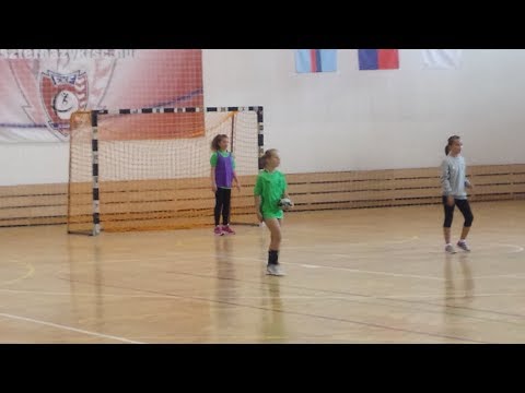 LIZI HANDBALL ACTION - KÉZILABDA