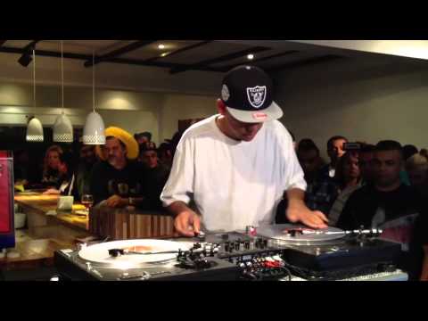 KINGUINNESS - 20/08/2013 - Quartz Riscos e Batidas - 2• Eliminatória / DJ Basin / SP