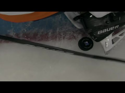 Kreider misses his 2nd goal by THAT much!