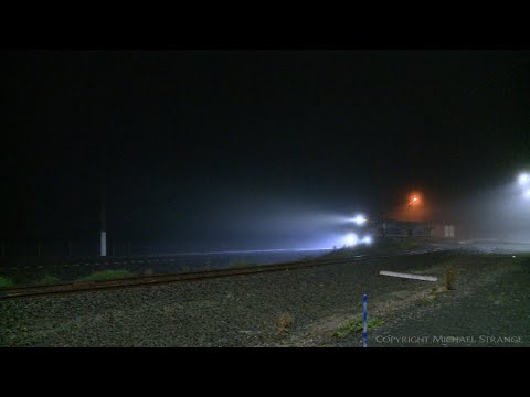 4MP7 Pacific National Freight Train In Fog (8/7/2020) - PoathTV Australian Railways