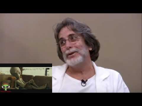 Dublador de Timão, de O Rei Leão  Pedro de Saint Germain morre  24 de abril  2019