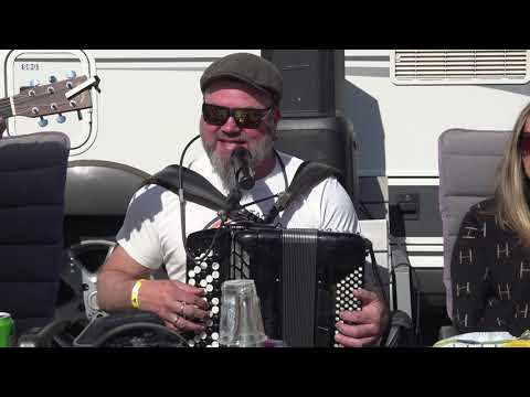 Rabalders i Buskspill på Blømingsfestivalen 2023 - Sykkelen e nykkelen