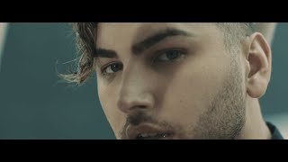 Chris Lash | She Ain't You (Jolene) | Official Video