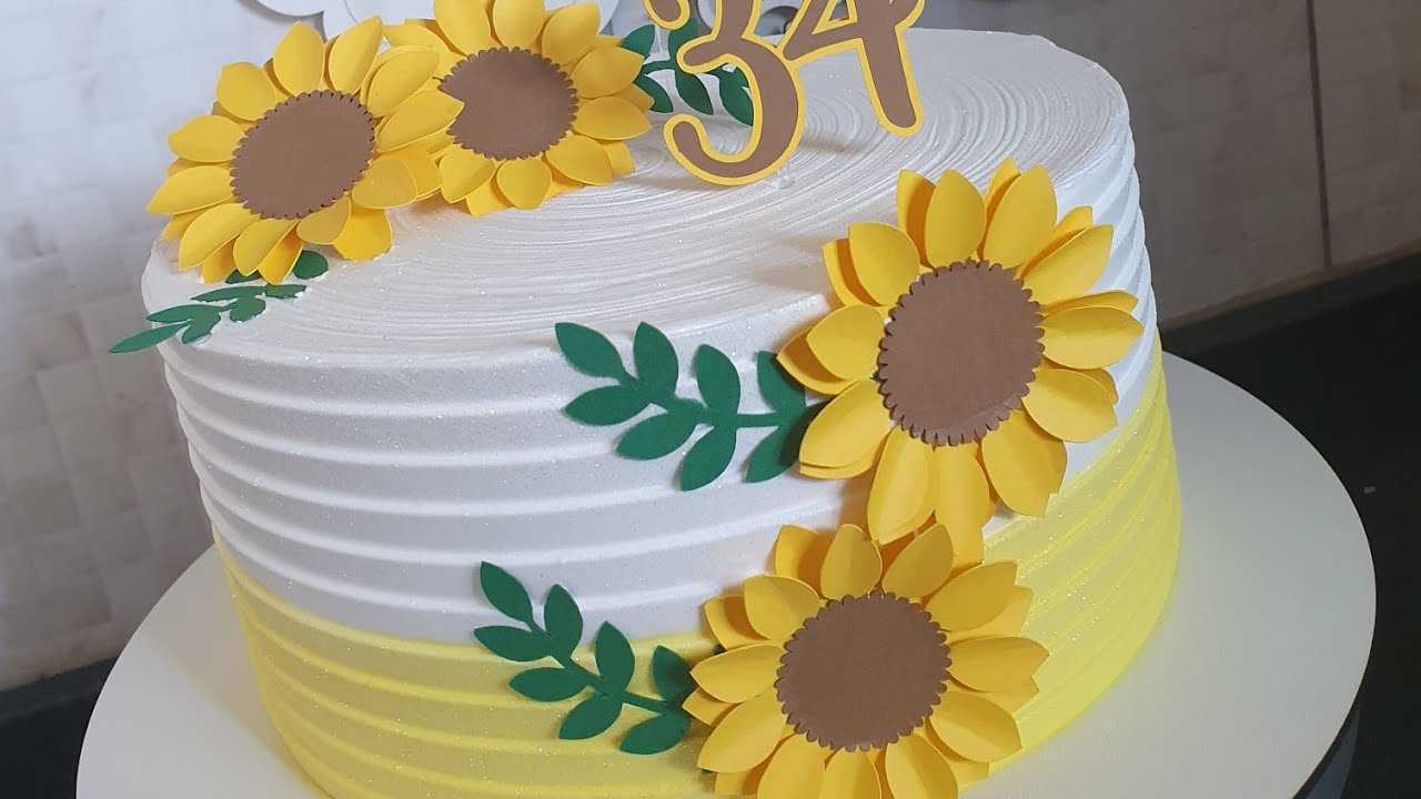 Watch Now BOLO GIRASSOL | BOLO AMARELO E BRANCO | ATELIÊ DOCE - LIDIANE OLIVEIRA BOLO GIRASSOL | BOLO AMARELO E BRANCO | ATELIÊ DOCE - LIDIANE OLIVEIRA