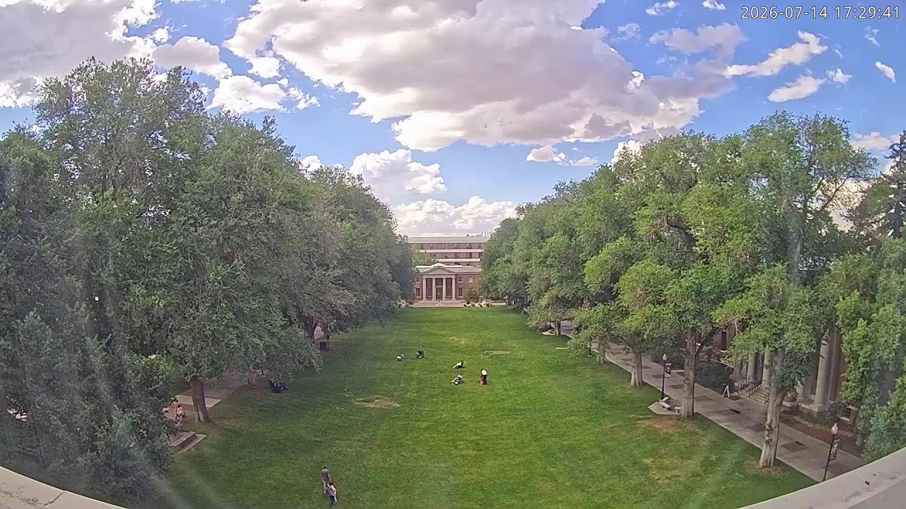 Live webcam view of Historic University Quad