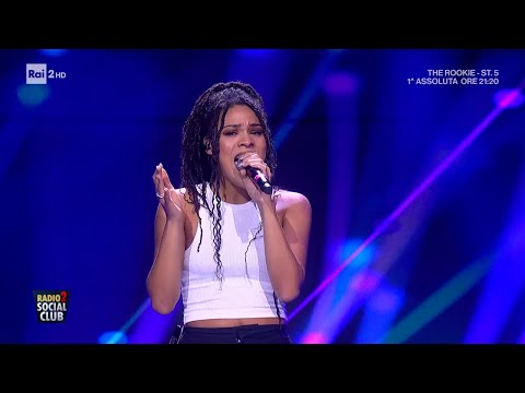 Frances con "Don't Dream It's Over" - Radio2 Social Club 24/11/2023