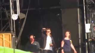 The Courteeners - Please Don&#39;t Live