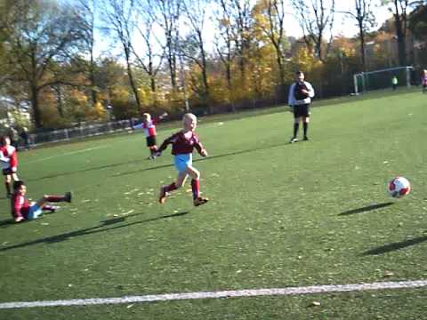 Zwaluwen F9, thuis tegen PVCV F7, 0-4