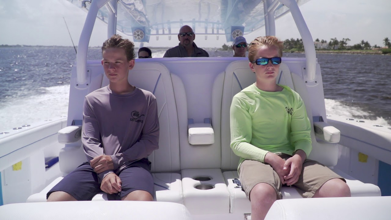 Florida Sportsman Boat Review - Renaissance Prowler 42