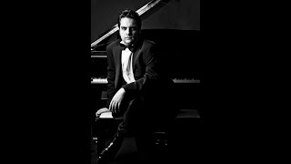 Pianist Singer Daniel Benisty 