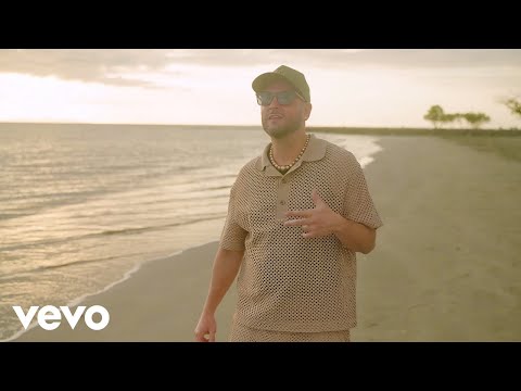 Justin Wellington - I Wanna Give You Some Lovin' (Official Music Video)