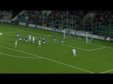 Pereira trycker in 1-0 efter långt inkast - TV4 Sport
