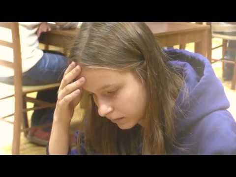 študentky SŠ 4.1.  WFM Anna Vrtiaková  - Dominika Ferková 1:0