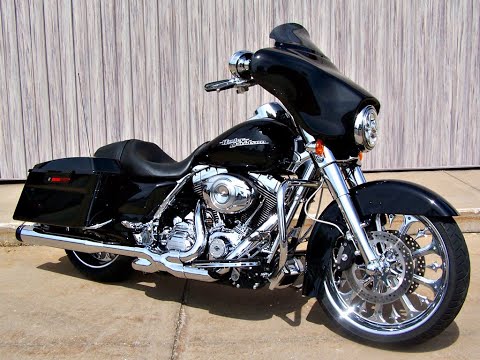 2012 Harley-Davidson Street Glide® in Erie, Pennsylvania - Video 1