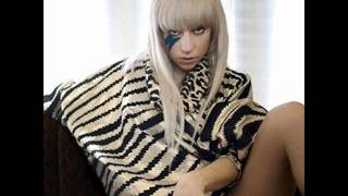 Emma Roberts- Mexican wrestler.wmv