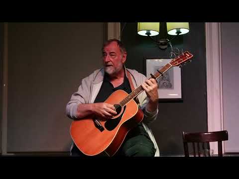 Nick Dow at The Bridge Folk Club – The Faithful Horse (Tom Walsh)