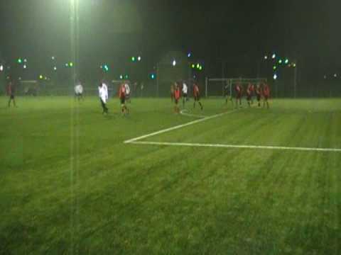 Brandon Tichem ( vrijetrap kruising ) - sv DSO C1 7-1 vv LAAKKWARTIER 26'11 2008!