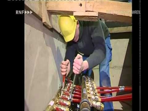 DEL 04-05 SAP-Arena - Bauarbeiten an der Eisfläche