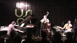 Sachal Vasandani - "Please Mr. Ogilvy" @ musig-im-ochsen, Muri