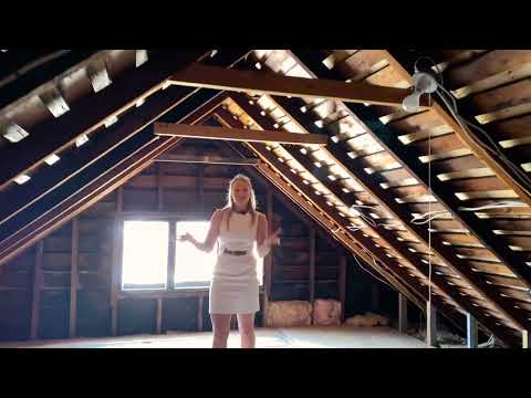 Amy Hluchyj Real Estate - 10 Craigroyston Rd, Hamilton, ON