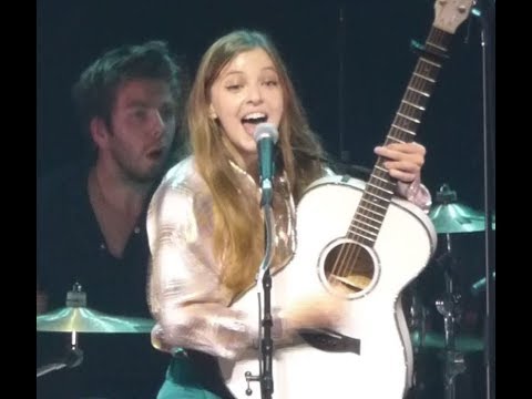 Jade Bird - Walk Like an Egyptian (Live at the Mission Ballroom, 8/7/2019)
Jade Bird - Walk Like an Egyptian (Live at the Mission Ballroom, 8/7/2019)