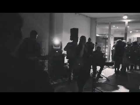 Wedding Singer Sorrento Italy - Hire on FixTheMusic 🇮🇹