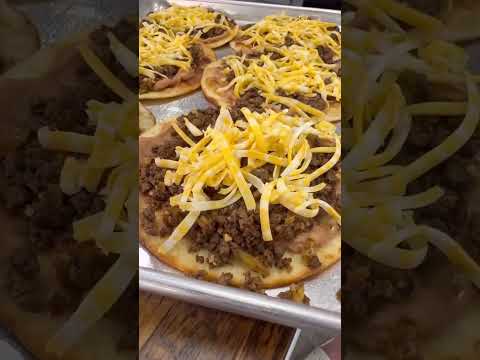 Mexican Pizzas are pretty easy to make at home and so good! INGREDIENTS 1 lb of ground beef 1 chop