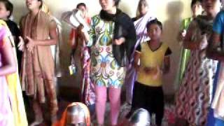 PRAISING GOD , MUMBAI, INIDA, MISSIONS CHURCH VIDEO 11
