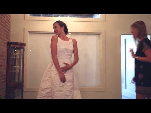 download lagu mp3 mp4 Charleston Wedding Dress, download lagu Charleston Wedding Dress gratis, unduh video klip Charleston Wedding Dress