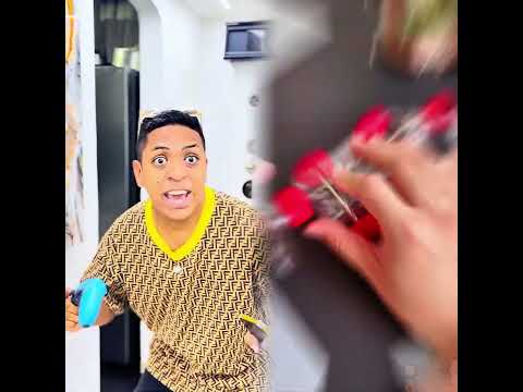 Cuando tu amigo juega por ti 🤣 #shorts