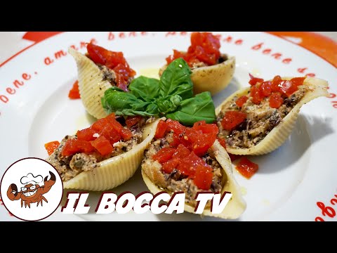 694 - Conchiglioni ripieni con crema di melanzane...se la fame si fa immane (primo estivo facile)