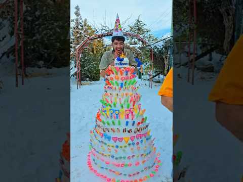 Poor boy was mocked for making a snow cake for his birthday 🎂🥳❄️😢