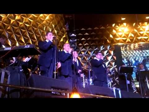 Confundido El Combo De Las Estrellas