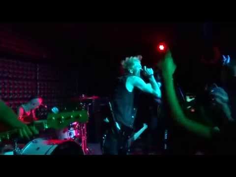 Deryck Whibley & The Happiness Machines - 
