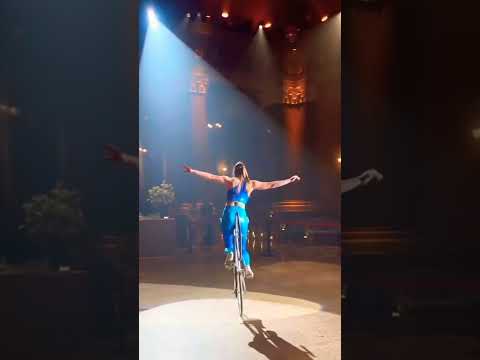 Artistic Cycling 🚲 🌺 Hot Pursuit - Turn It Up (NoFaceRecords) Video Credits: Viola Brand #shorts