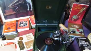 Buckingham Palace - Ann Stephens - 78 rpm - HMV 102 Gramophone
