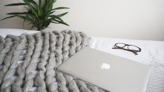 DIY Chunky Arm Knitted Blanket Tutorial