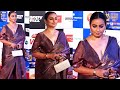 Itna Deep Neck Divya Dutta Looking H0T In Deep Neck Blouse With Tissue Saree Zee Cine Awards