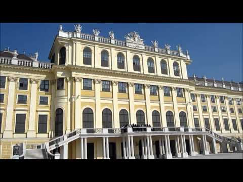 Schönbrunn Palace and Gardens, Vienna Au
