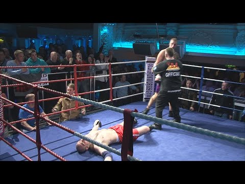 Classic IBA Essex Boxing - Josh Bond v Polish Charlie - Great Finish!