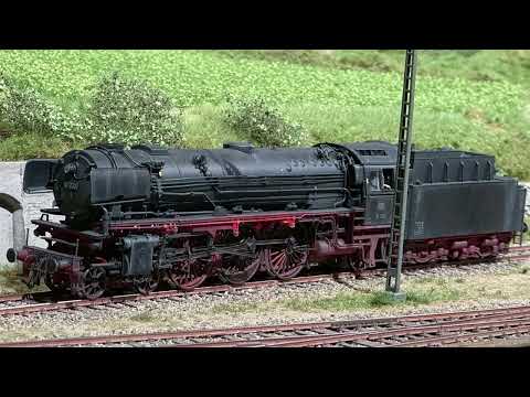 Impressionen der Modellbahnanlage "Kölnau" erbaut von Josef Brandl