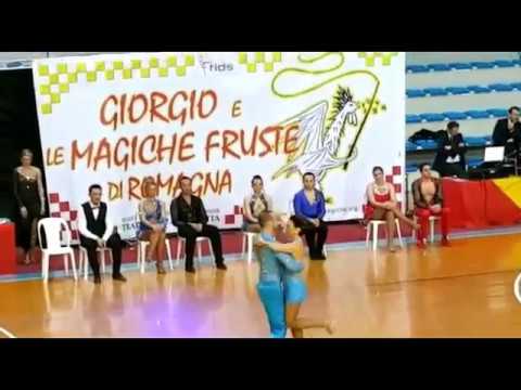 download lagu mp3 mp4 Simona Semprini, download lagu Simona Semprini gratis, unduh video klip Simona Semprini