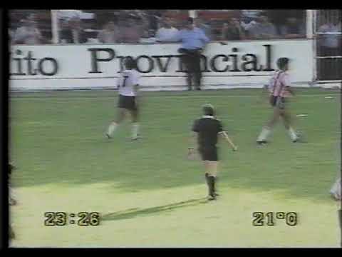 Torneo arg. 89/90  Estudiantes LP  2  River Plate  1