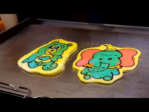 Amazing Freehand Pancake Artist | Thai Street Food