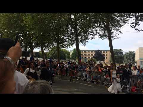 Grande parade des nations celtes-Festival Interceltique