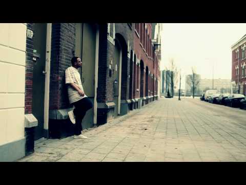 Zwarte Lijst - Loop Op De Straat (Official Video)